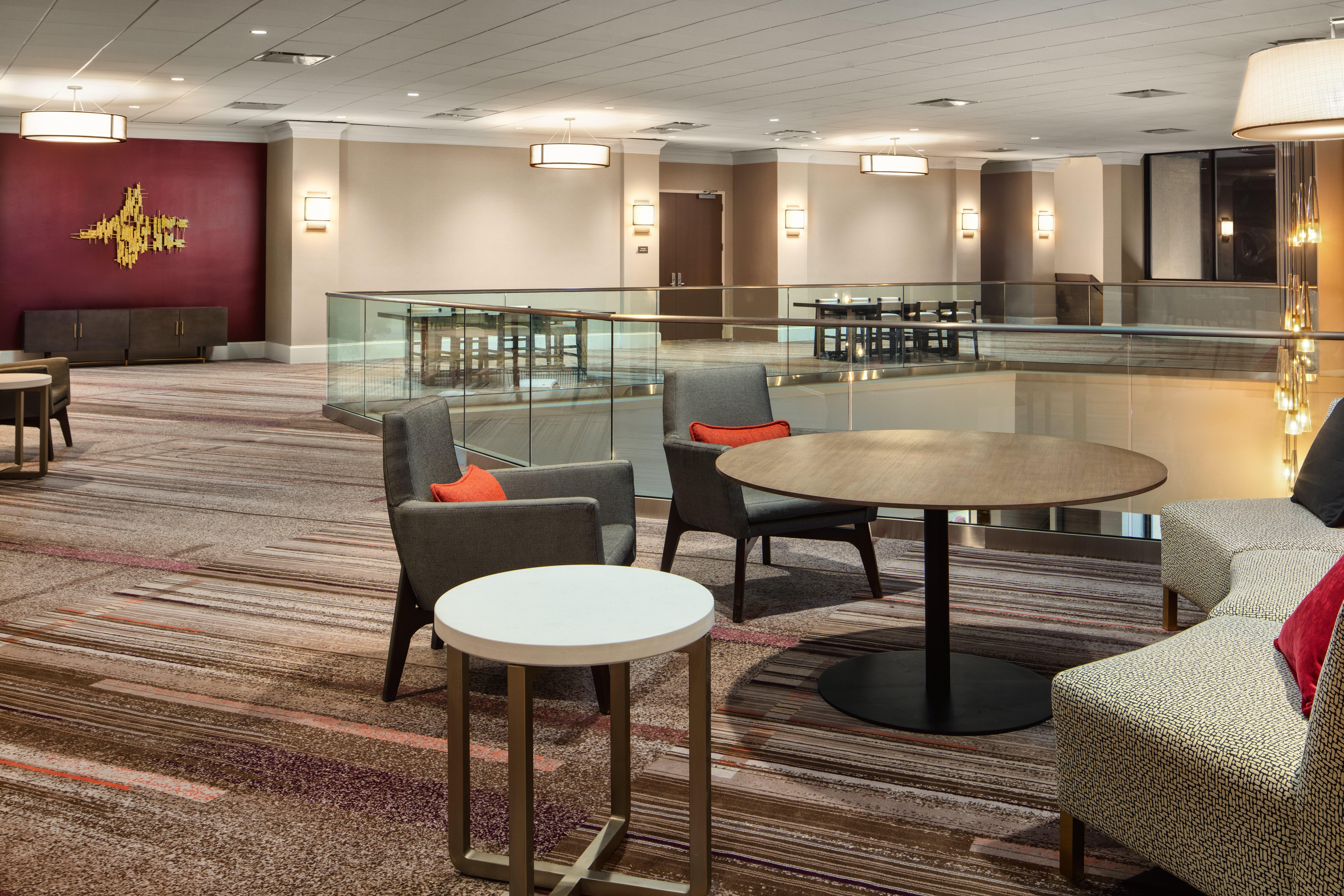 Crowne Plaza Dallas Market Ctr - Love Field, An Ihg Hotel Exterior photo